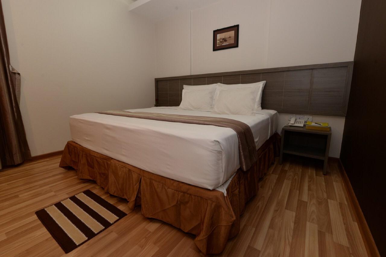 Min Nandar Garden Hotel Thanlyin Екстериор снимка