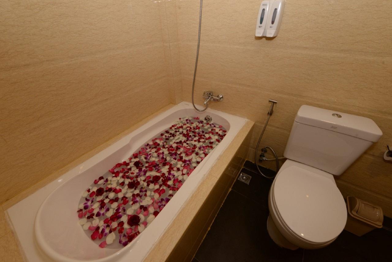 Min Nandar Garden Hotel Thanlyin Екстериор снимка