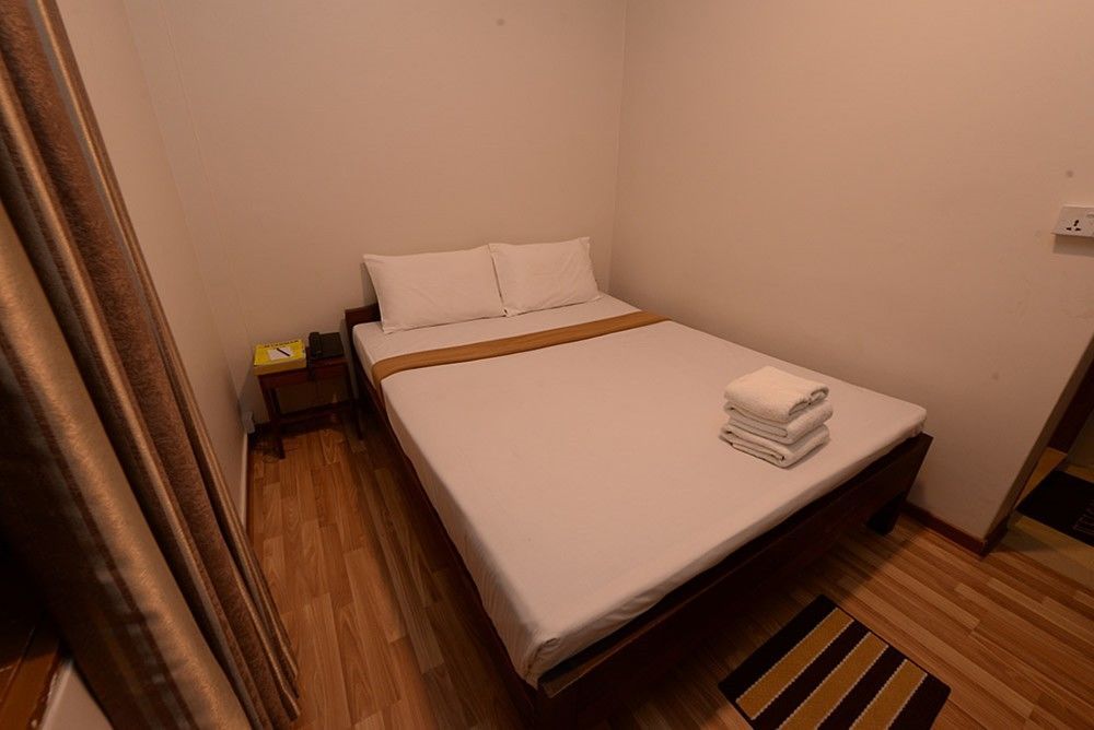 Min Nandar Garden Hotel Thanlyin Екстериор снимка